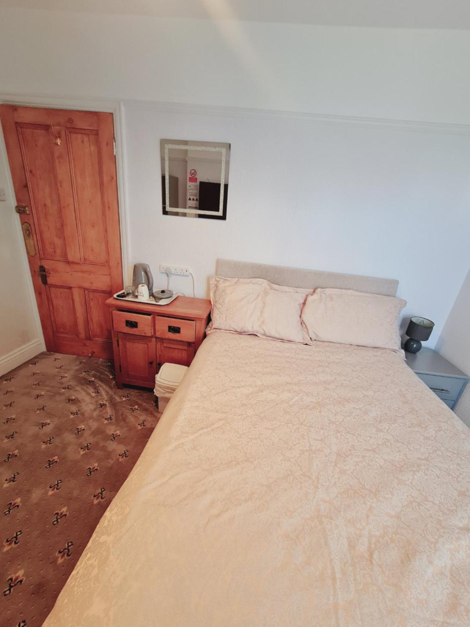 Thornbury Accommodation Burnham-on-Sea Exteriör bild