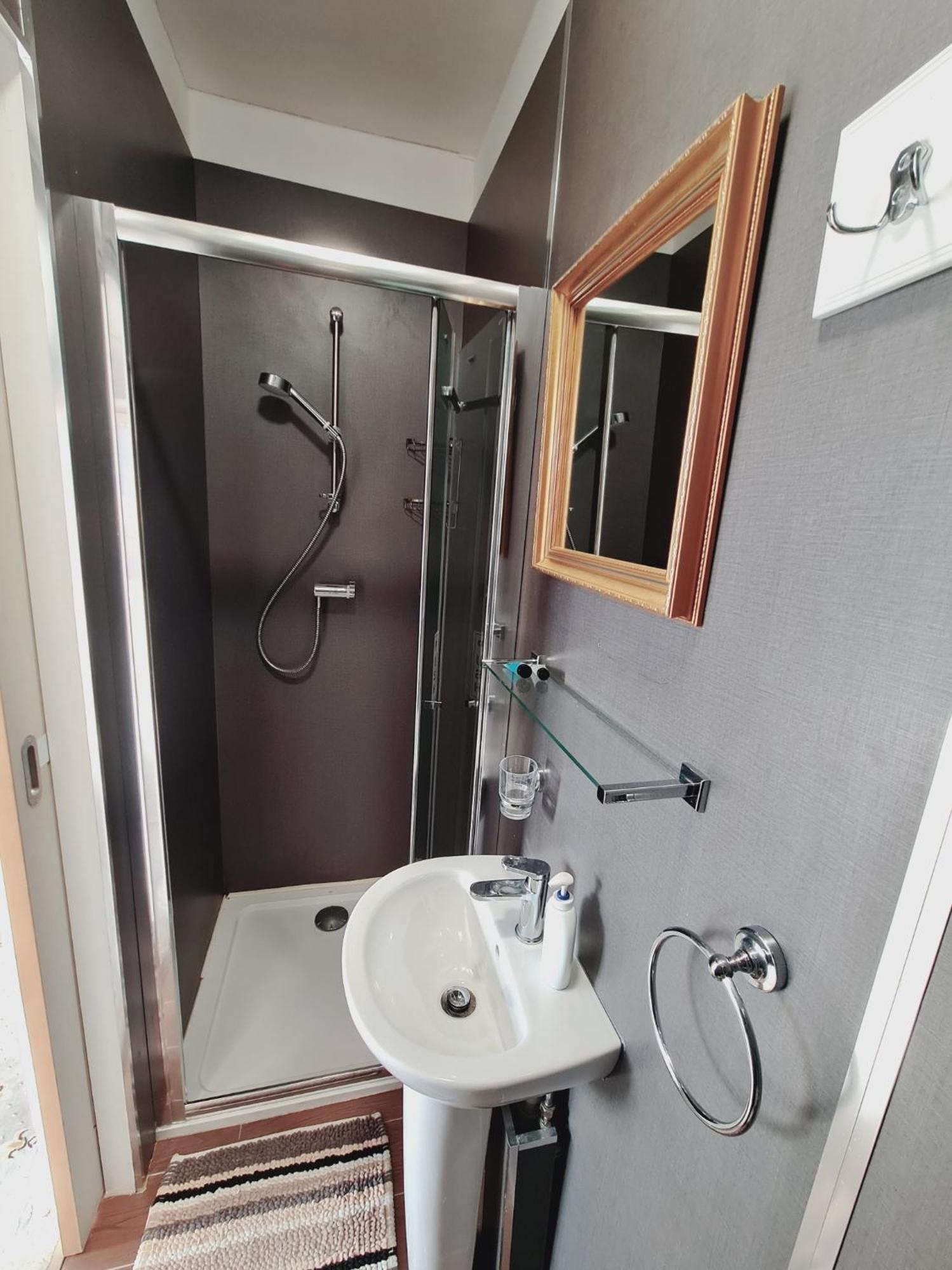 Thornbury Accommodation Burnham-on-Sea Exteriör bild